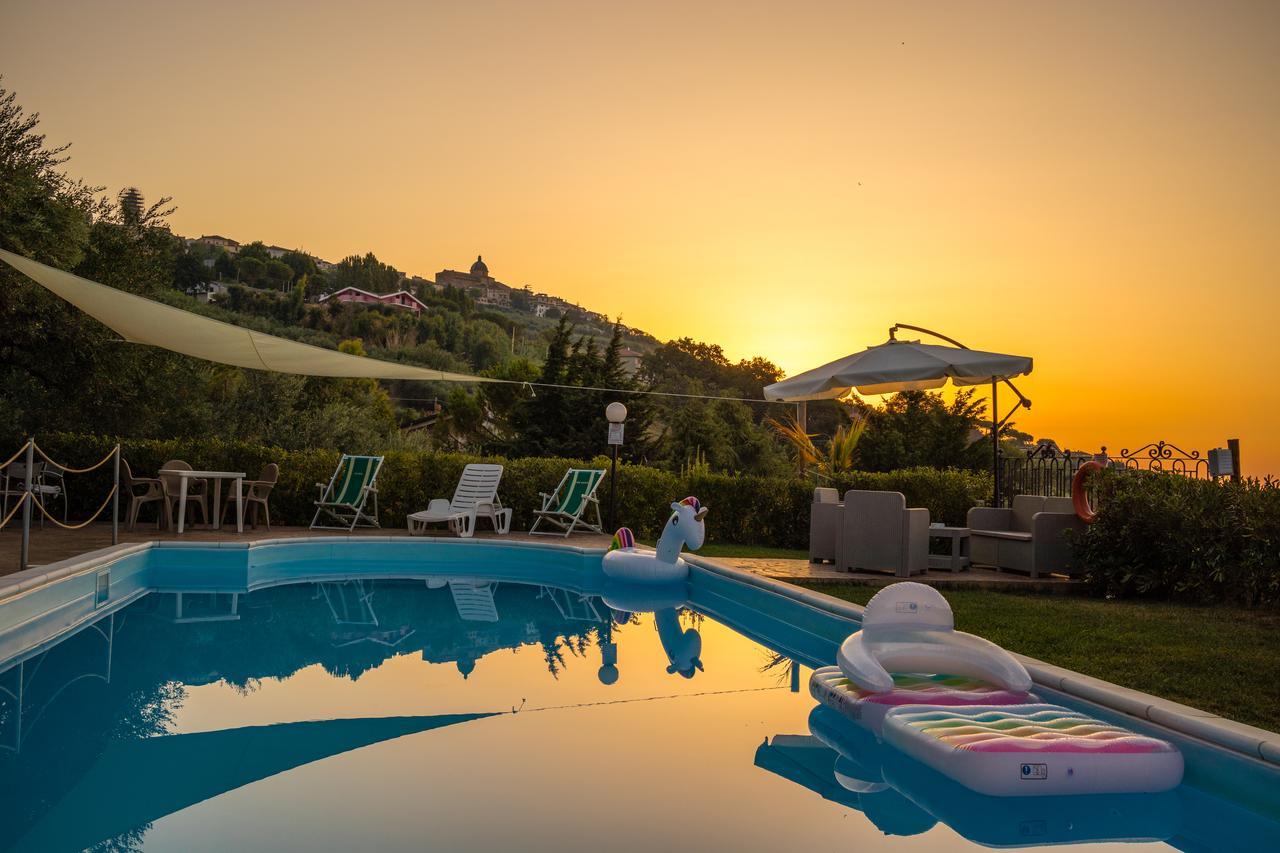 Casale delle Rose Casa Vacanze Montepagano Esterno foto
